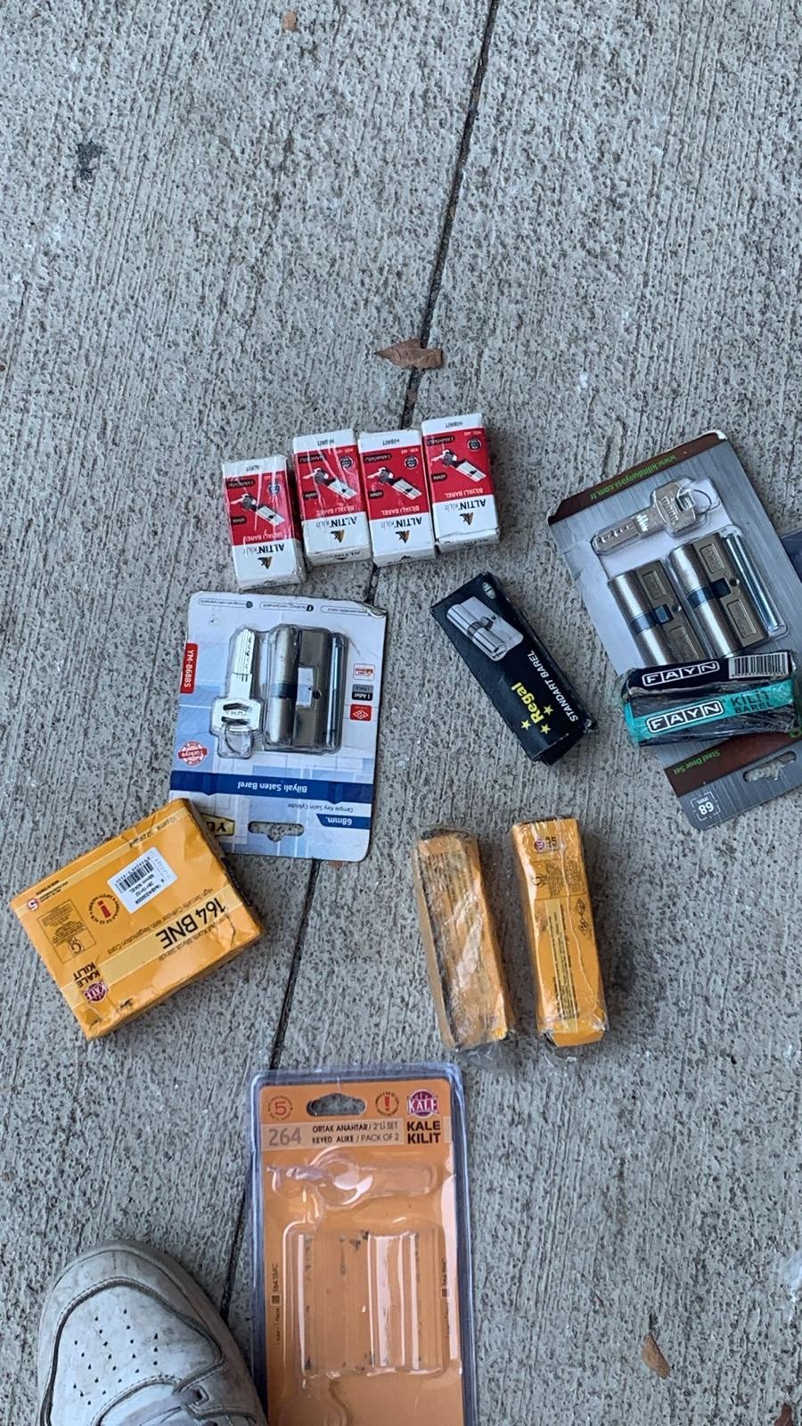 Avni Tolunay çilingir kapı açma servisi, Kepez anahtarcı