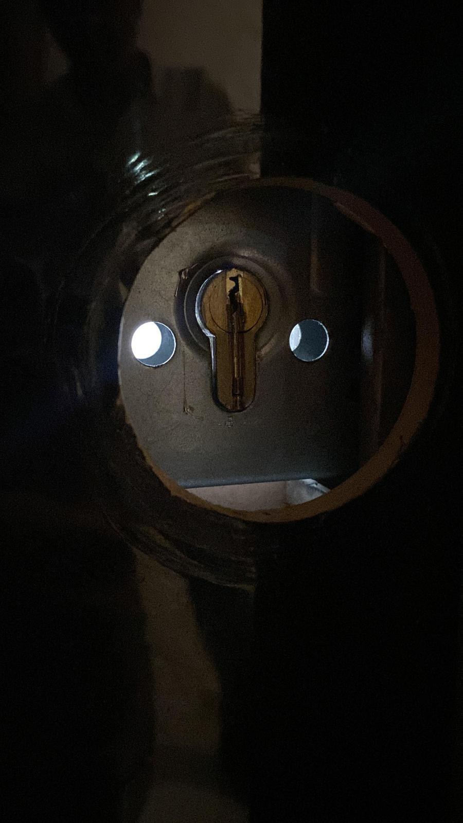 Boztepe çilingir kapı açma servisi, Aksu anahtarcı