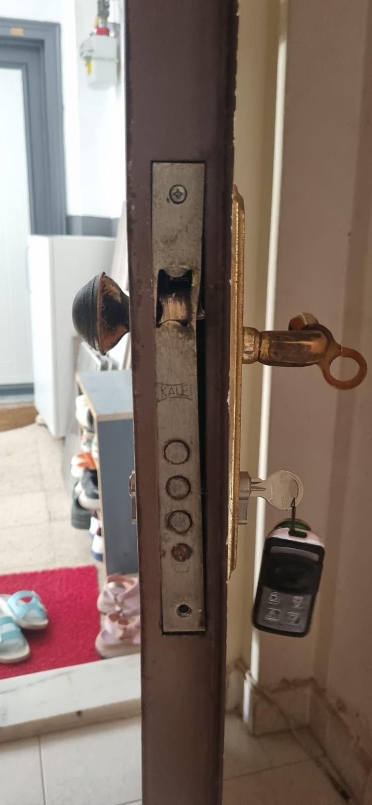 Çalkaya çilingir kapı açma servisi, Aksu anahtarcı