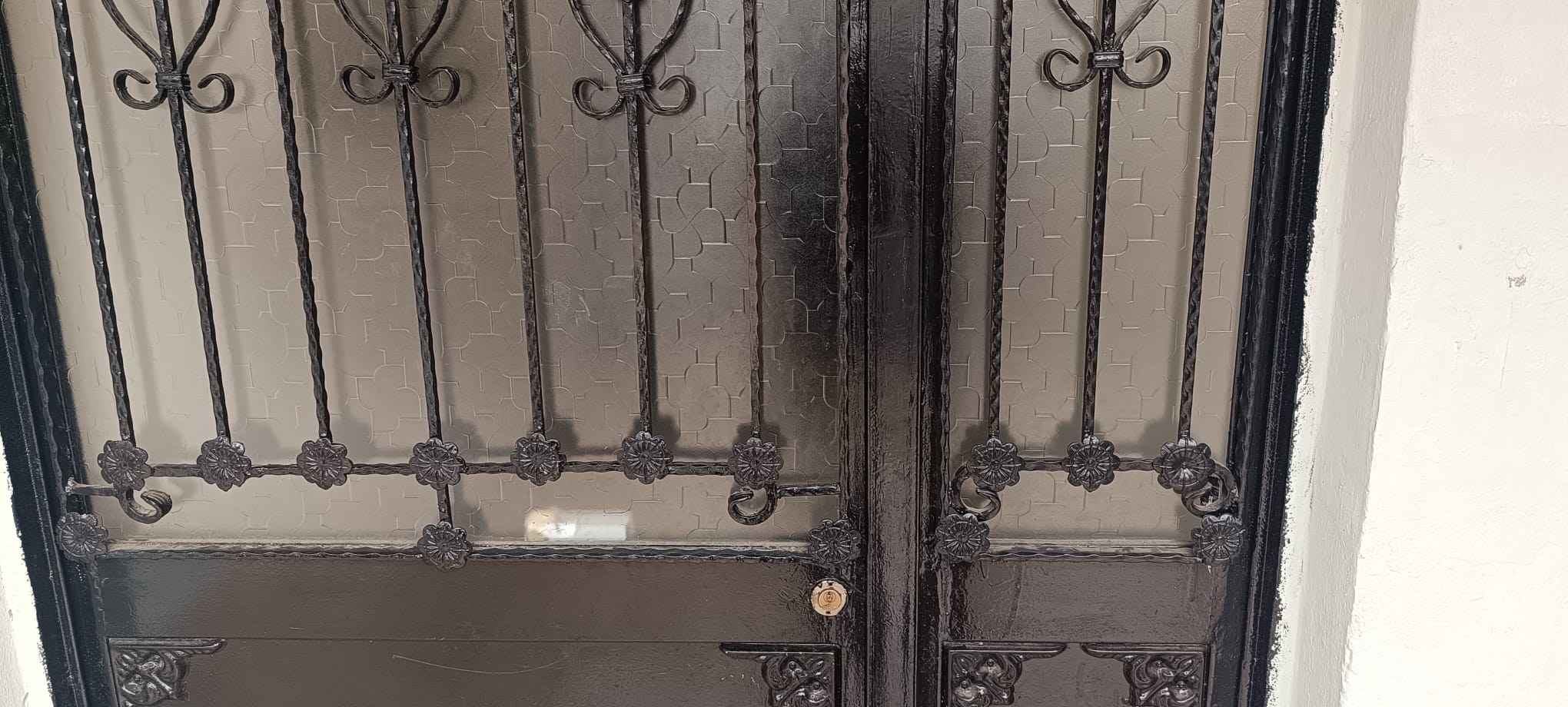 Kütükçü çilingir kapı açma servisi, Kepez anahtarcı