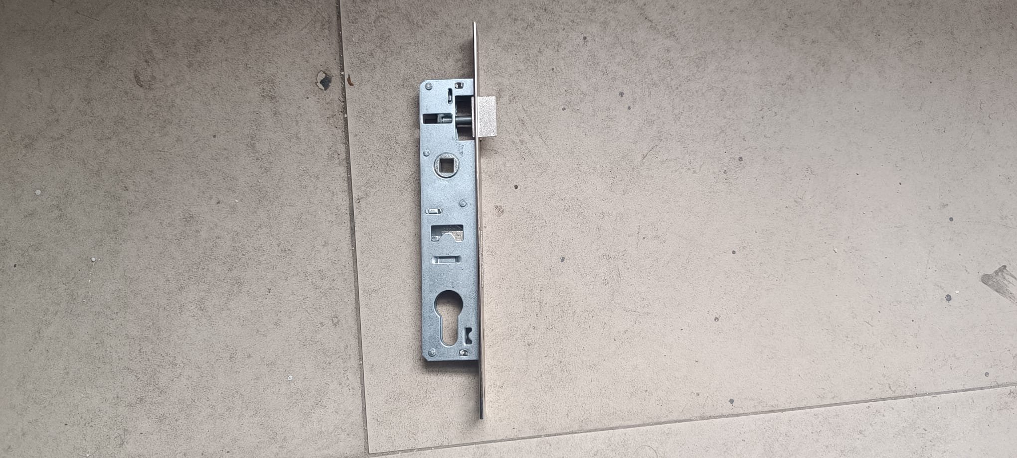 Menderes çilingir kapı açma servisi, Kepez anahtarcı